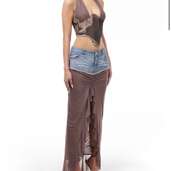 The Kript Sorina Skirt Set - Picture 2 of 6